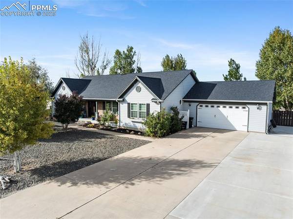 477 S Escalante DR, Pueblo West, CO 81007