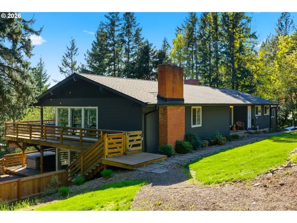 10951 SE VALLEY VIEW TER, Happy Valley, OR 97086