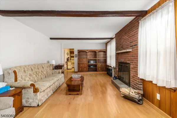 7 Delafield Ave, Rutherford Boro, NJ 07070