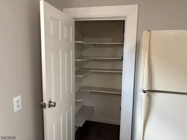 106 Grand St, Garfield City, NJ 07026