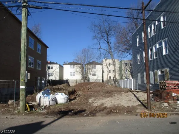 513 S 10Th St, Newark City, NJ 07103