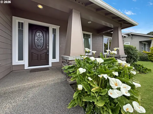 17186 S PASSLEY RD, Brookings, OR 97415