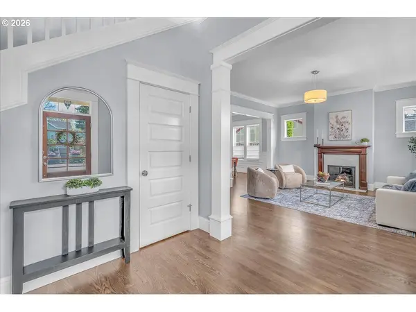 716 W 19TH ST, Vancouver, WA 98660