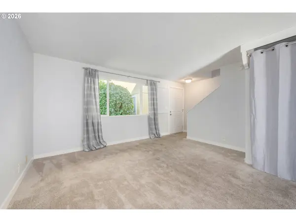 1933 W 17TH AVE #B, Eugene, OR 97402