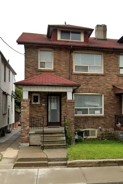 275 Oakwood AVE #Upper, Toronto C03, ON M6E 2V3