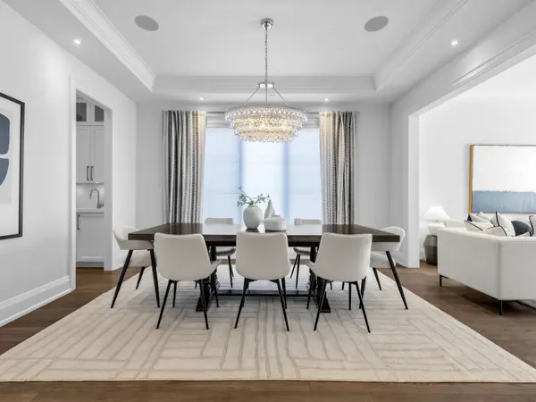 124 Laurelcrest AVE, Toronto C06, ON M3H 2B3