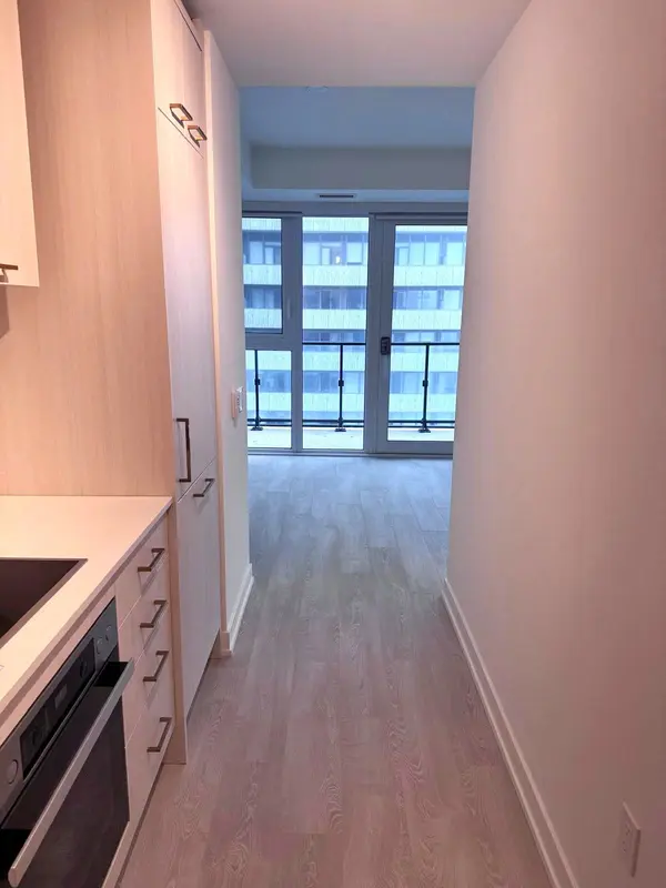 634 Church ST #2902, Toronto C08, ON M4Y 0G9