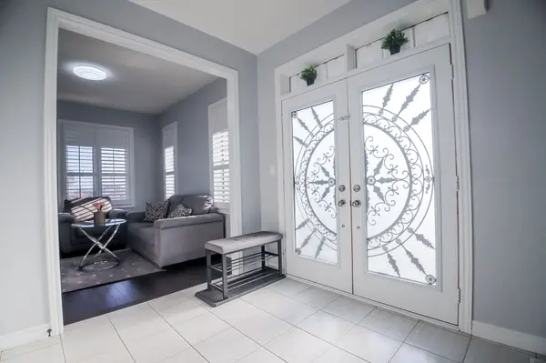 140 Ronald Hooper AVE, Clarington, ON L1C 7E4