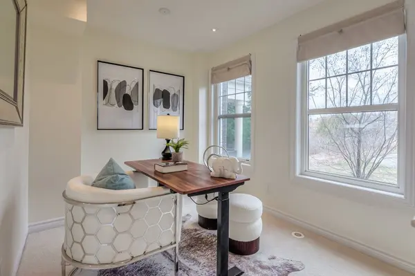 130 Turner Dairy LN, Whitchurch-stouffville, ON L4A 1X9