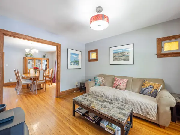 673 Durie ST, Toronto W02, ON M6S 3H4