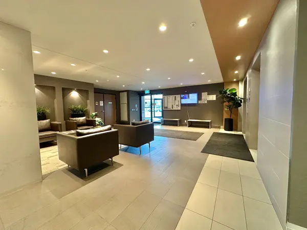 1105 Leger WAY #105, Milton, ON L9E 1K7