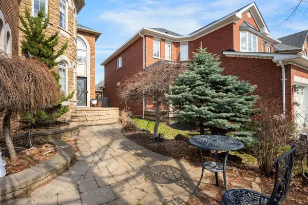 34 Forsyth CRES, Halton Hills, ON L7G 6G3