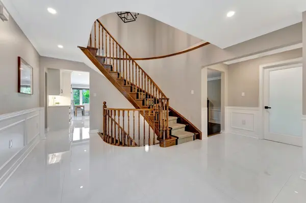 2008 Peak PL, Oakville, ON L6H 5T2