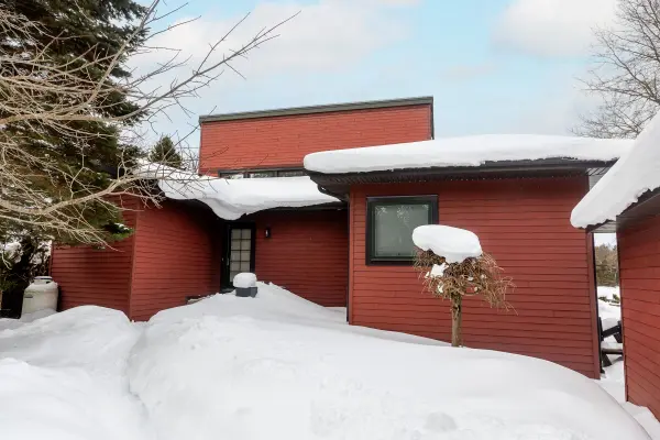 109 Island View DR, Grey Highlands, ON N0C 1E0