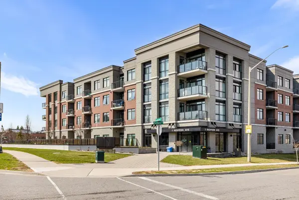 1 Redfern AVE #309, Hamilton, ON L9C 0E6