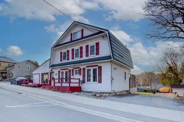 17 Arthur ST E, Minto, ON N0G 1Z0