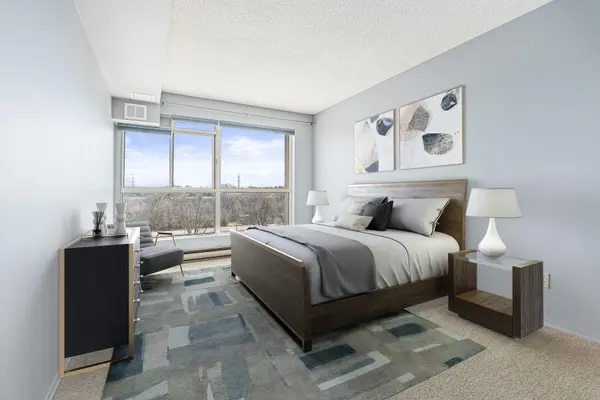 358 Waterloo AVE #606, Guelph, ON N1H 7Y3