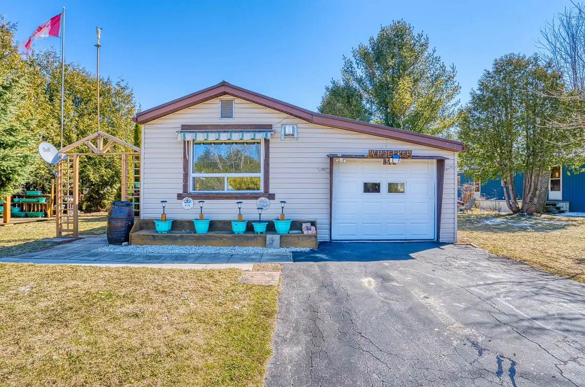 54 First AVE, Wellington North, ON N0G 1A0