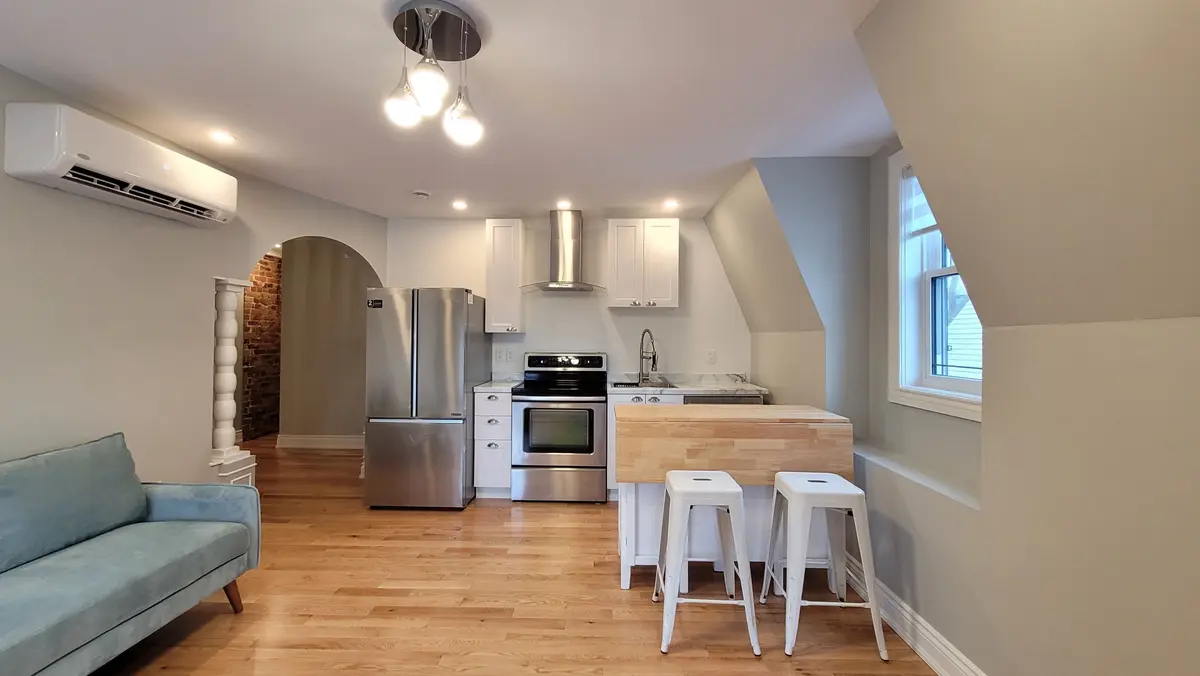 157 James ST #302, Ottawa Centre, ON K1R 5M4