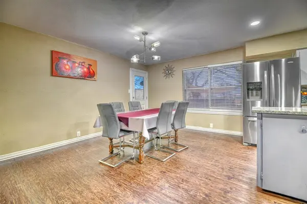 1304 Crestview Drive, Kaufman, TX 75142