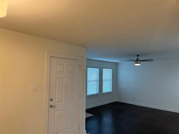 511 Wood Drive, Gunter, TX 75058