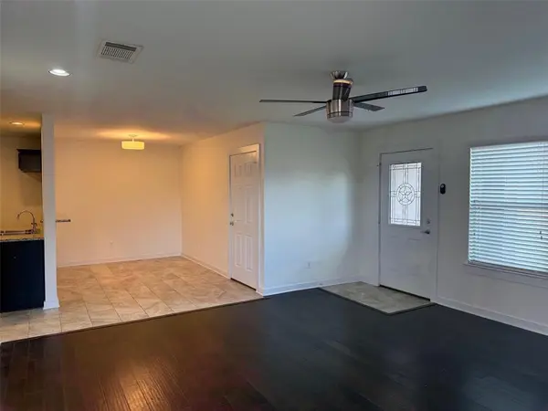 511 Wood Drive, Gunter, TX 75058