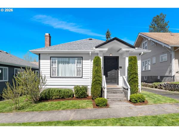 301 COLUMBIA ST, Kelso, WA 98626