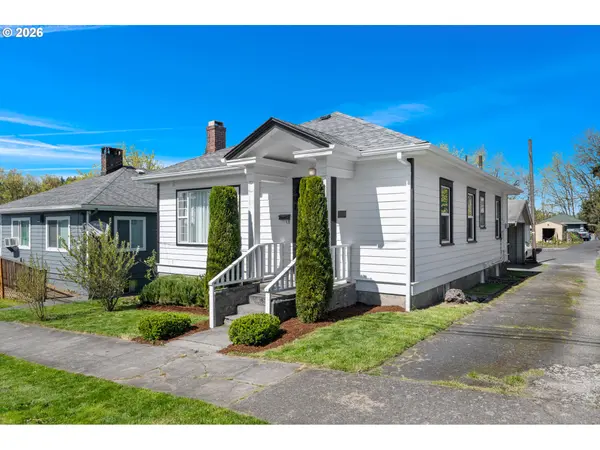 301 COLUMBIA ST, Kelso, WA 98626