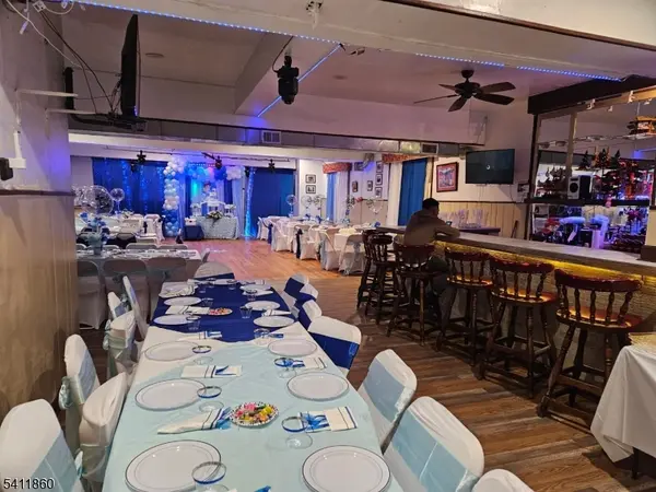 172 Thomas St, Newark City, NJ 07114