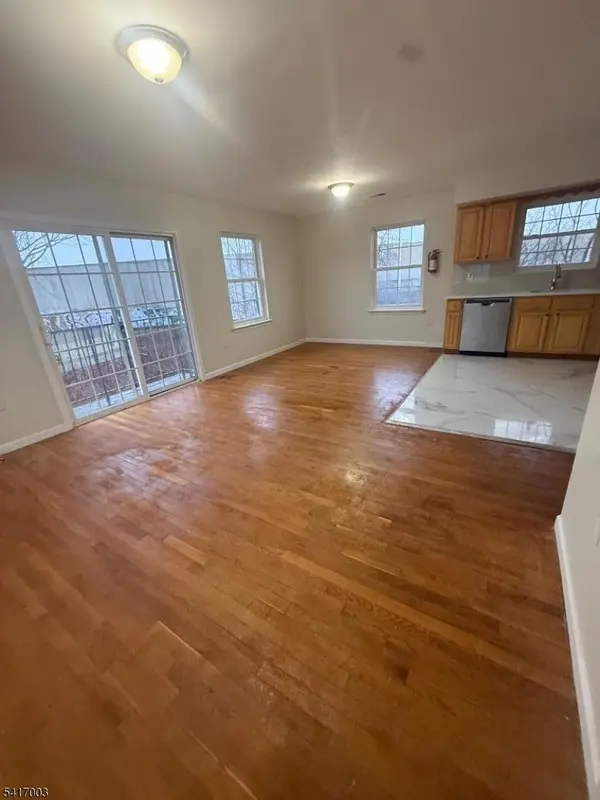 335-345 Broadway (Private Road) #2, Elizabeth City, NJ 07206