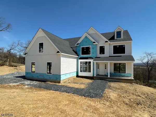 6 Spring Ct, Lopatcong Twp., NJ 08865