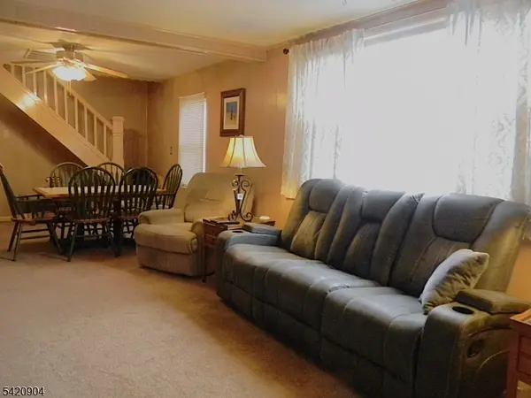 49 Mabie St, Franklin Boro, NJ 07416