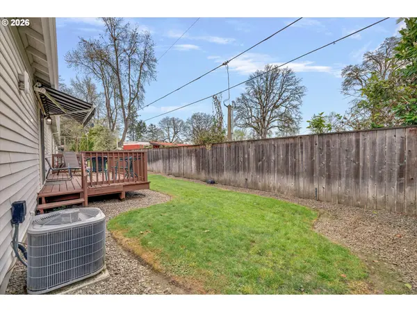 13716 SE LINDEN LN #1, Milwaukie, OR 97222