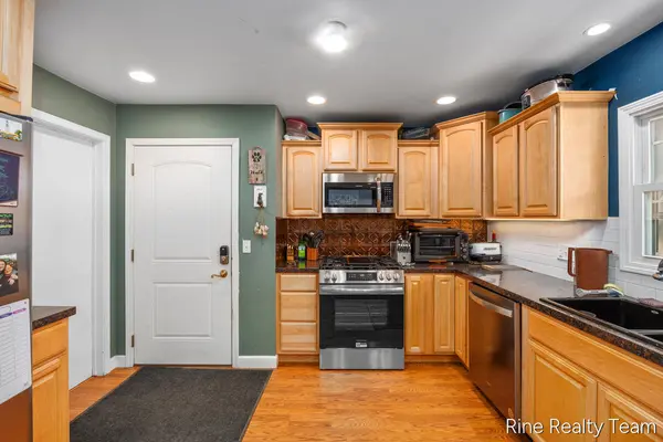 1555 Knapp ST NE, City Of Grand Rapids, MI 49505