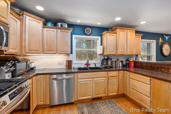 1555 Knapp ST NE, City Of Grand Rapids, MI 49505