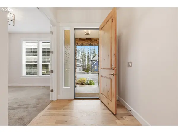 18511 NE 26TH DR, Vancouver, WA 98684