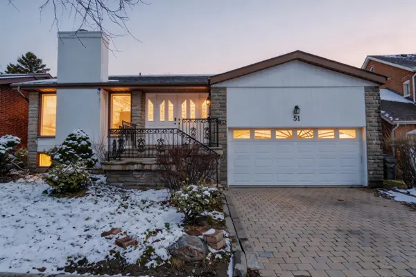 51 Chiefswood SQ #Upper, Toronto E05, ON M1W 3A9