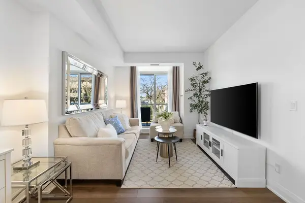 3655 Kingston RD #210, Toronto E08, ON M1M 0E2