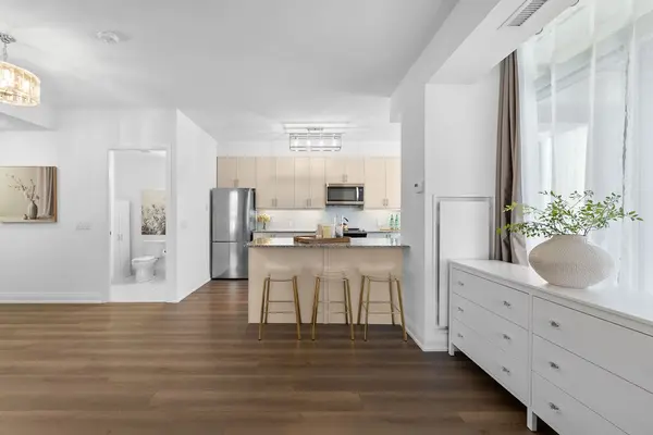 3655 Kingston RD #210, Toronto E08, ON M1M 0E2