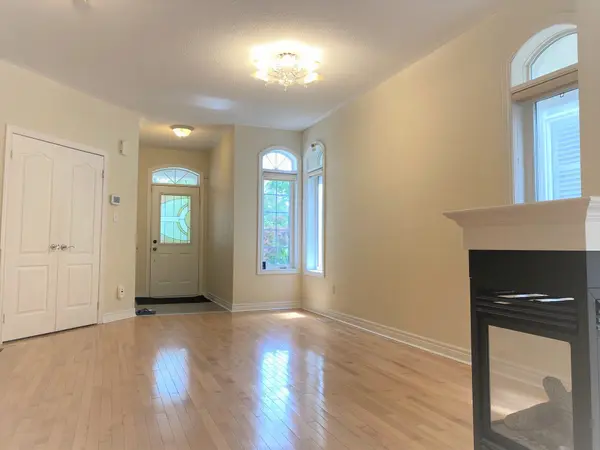 46 Romance DR, Richmond Hill, ON L4S 2R7