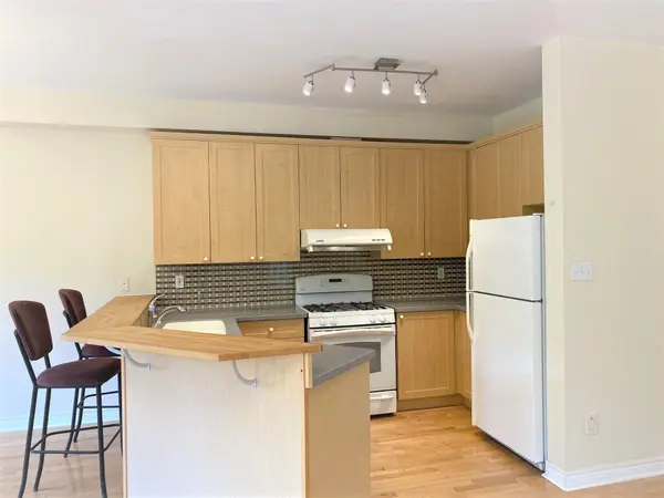 46 Romance DR, Richmond Hill, ON L4S 2R7