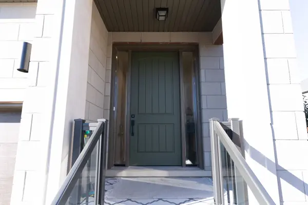 119 Gray AVE, New Tecumseth, ON L9R 1P6