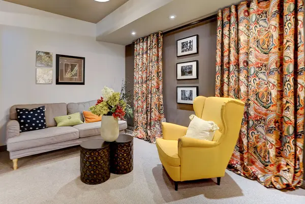 7 GREENWICH ST #108, Barrie, ON L4N 7Y8