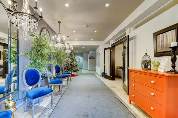 7 GREENWICH ST #407, Barrie, ON L4N 7Y8