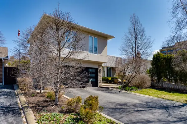 365 Lynn PL, Oakville, ON L6H 2C5