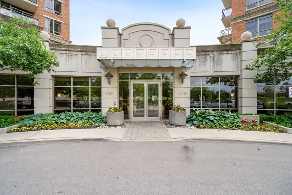 2379 Central Park DR #505, Oakville, ON L6H 0E3
