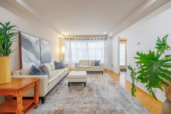 6760 Wilinger ST, Niagara Falls, ON L2J 2B3