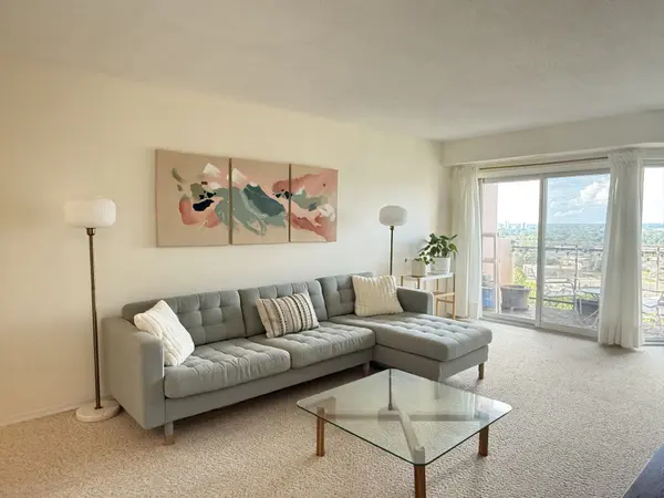 860 Commissioners RD E #1505, London South, ON N6C 5Y8