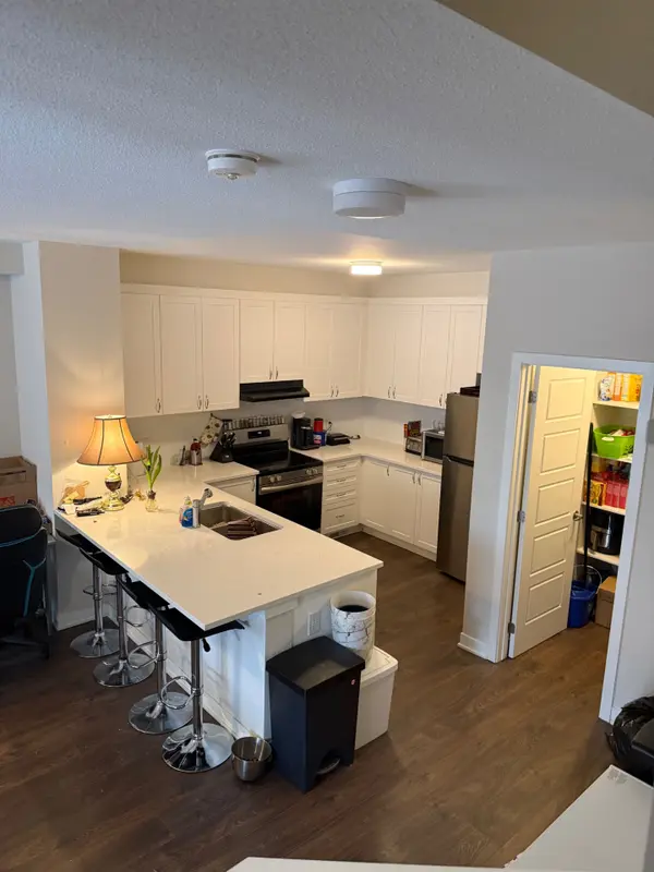 57 PLACETTE STITCH Mews, Stittsville - Munster - Richmond, ON K0A 2Z0