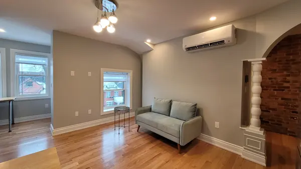 157 James ST #302, Ottawa Centre, ON K1R 5M4